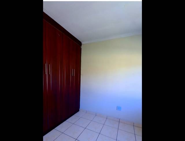 2 BEDROOM APARTMENT FOR SALE IN ANNADALE